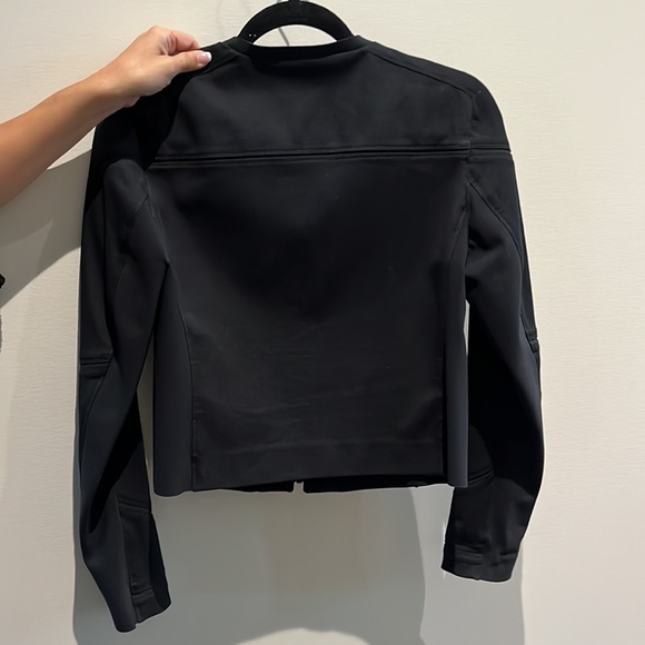 Ellie Tahari Black Two Piece Jacket and Pencil Skirt - Picture 2 of 5